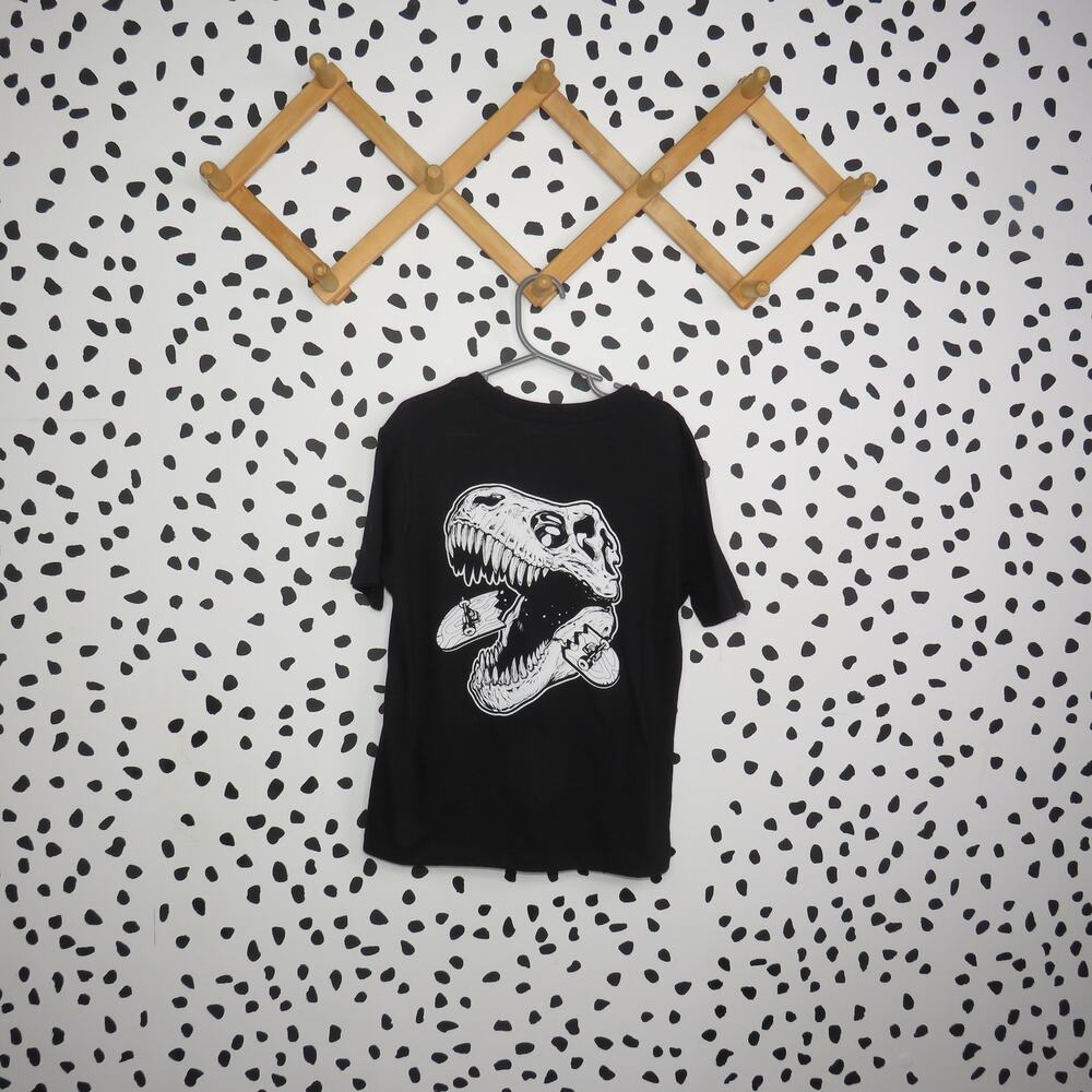 Old Navy Black Dinosaur Skateboard Boys Graphic T-Shirt - Picture 3 of 6